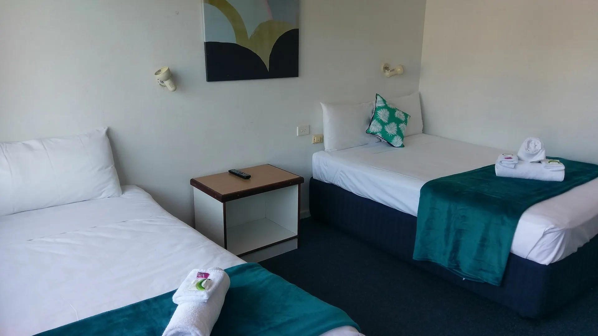 Bargara Beach Hotel Motel